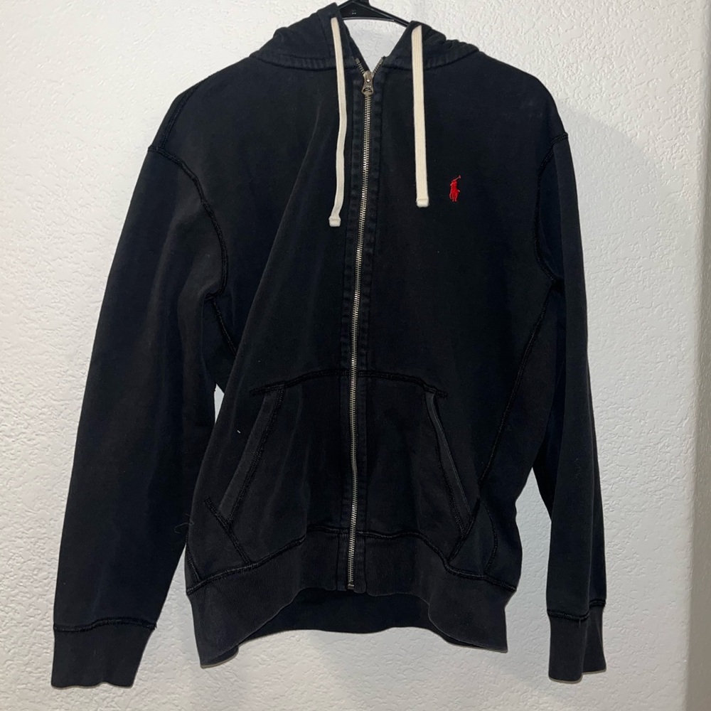 End polo zip up